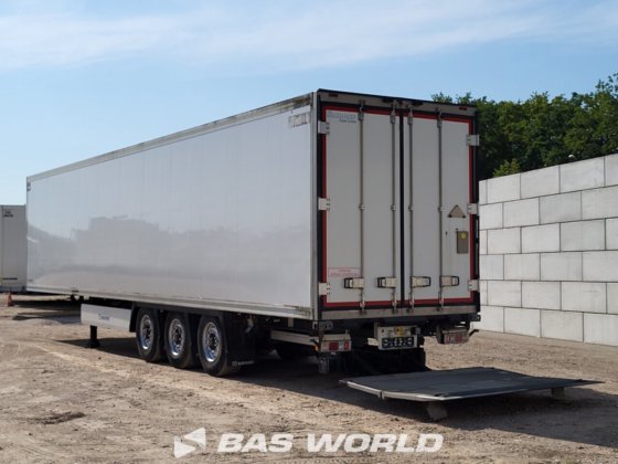 Krone Carrier Vector 1950 MT