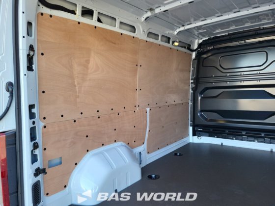 雷诺 Master 封闭箱式货车