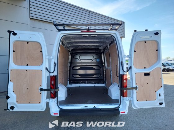 雷诺 Master 封闭箱式货车