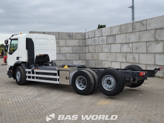 沃尔沃 FE 320 6X2 底盘卡车