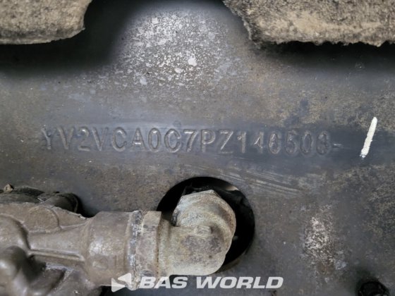 沃尔沃 FE 320 6X2 底盘卡车