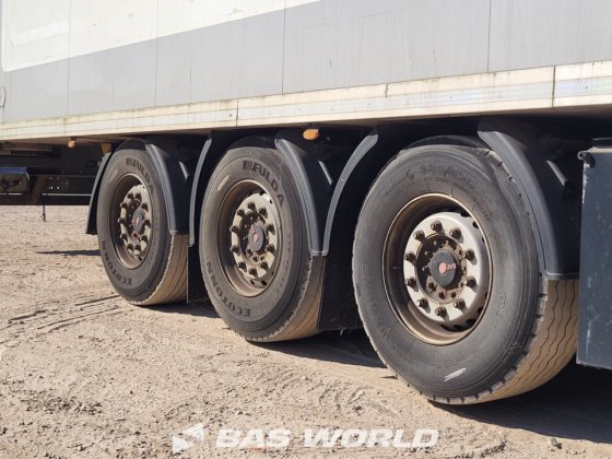 科格尔冷藏半挂车