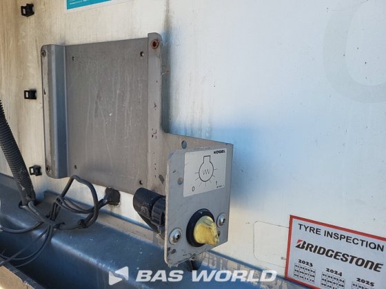 科格尔冷藏半挂车