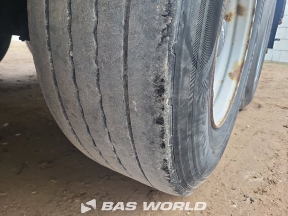 クローネキャリアベクター 1950Mt 冷蔵セミトレーラ