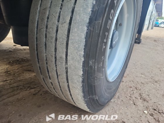 クローネキャリアベクター 1950Mt 冷蔵セミトレーラ