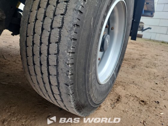 クローネキャリアベクター 1950Mt 冷蔵セミトレーラ