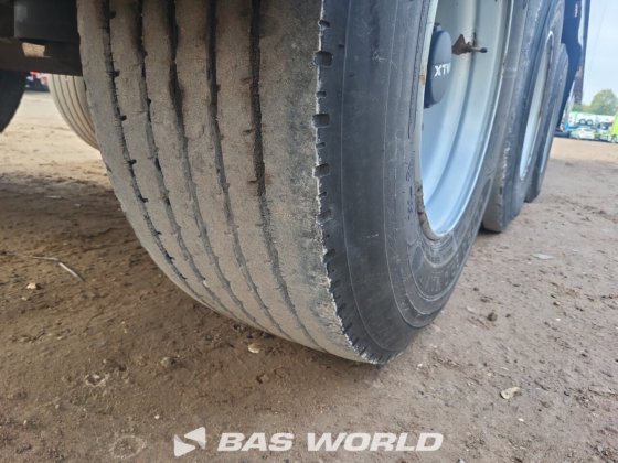 クローネキャリアベクター 1950Mt 冷蔵セミトレーラ