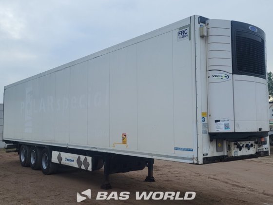 クローネキャリアベクター 1950Mt 冷蔵セミトレーラ