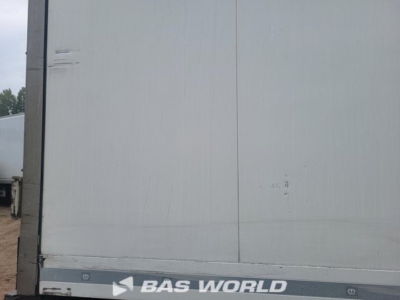 クローネキャリアベクター 1950Mt 冷蔵セミトレーラ