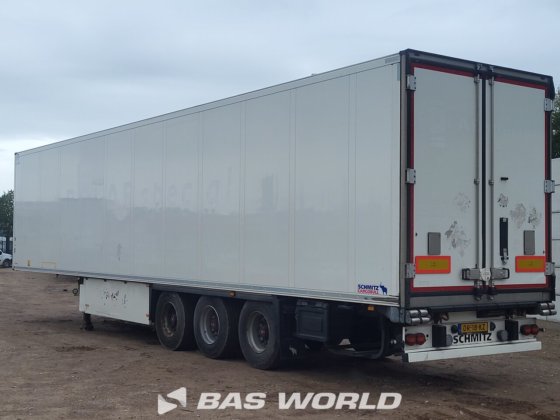 施密茨冷藏半挂车