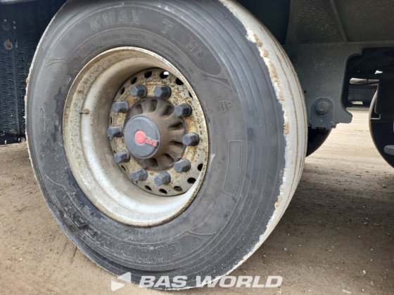 施密茨开利 1950MT 冷藏半挂车