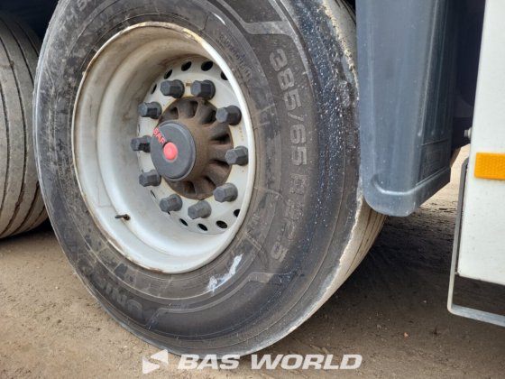 施密茨开利 1950MT 冷藏半挂车