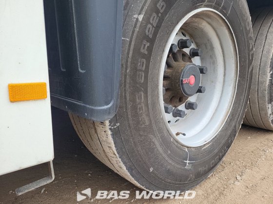 施密茨开利 1950MT 冷藏半挂车