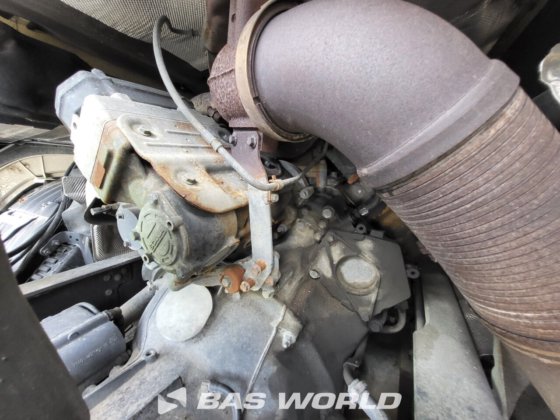 斯堪尼亚 S650 6X2 牵引车组