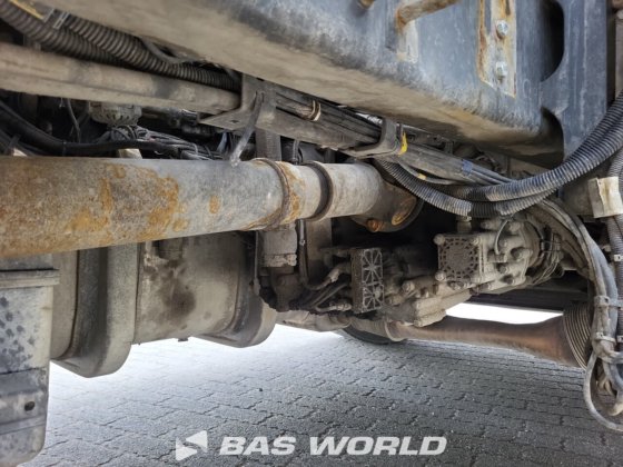 斯堪尼亚 S650 6X2 牵引车组