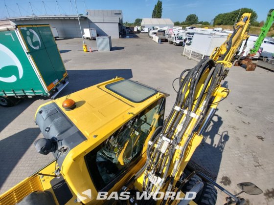 小松 PW148 -8 轮式挖掘机