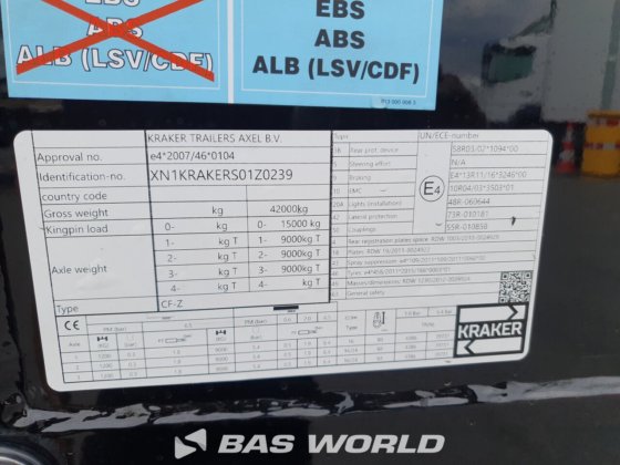 クレーカー・ウォーキング・フロア