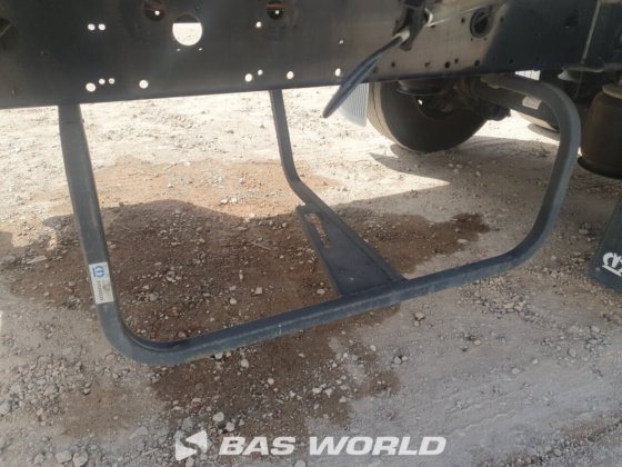 クローネ冷凍セミトレーラ