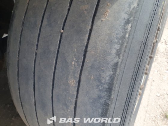 クローネ冷凍セミトレーラ