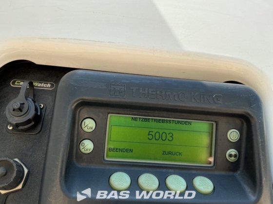 クローネ冷凍セミトレーラ