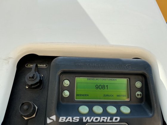 クローネ冷凍セミトレーラ