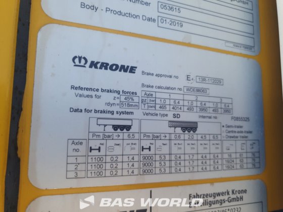 クローネ冷凍セミトレーラ