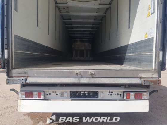 クローネ冷凍セミトレーラ