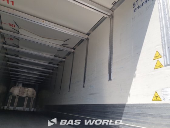 クローネ冷凍セミトレーラ