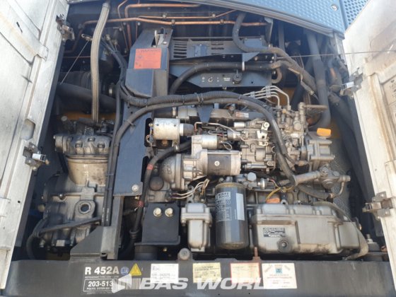 クローネ冷凍セミトレーラ