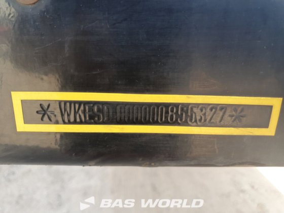 クローネ冷凍セミトレーラ