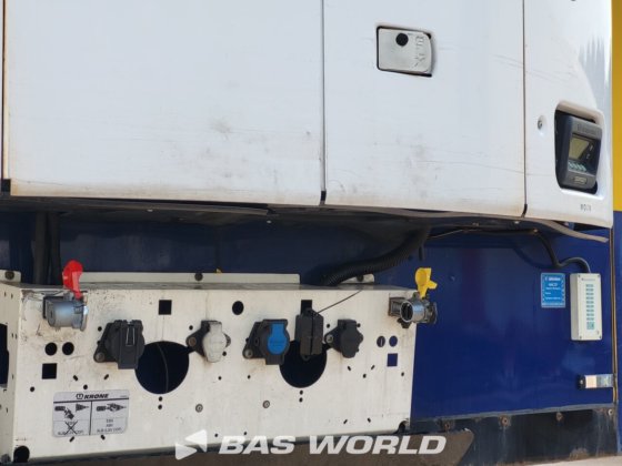 クローネサーモキングSLXi 300冷蔵セミトレーラー