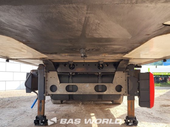 クローネサーモキングSLXi 300冷蔵セミトレーラー