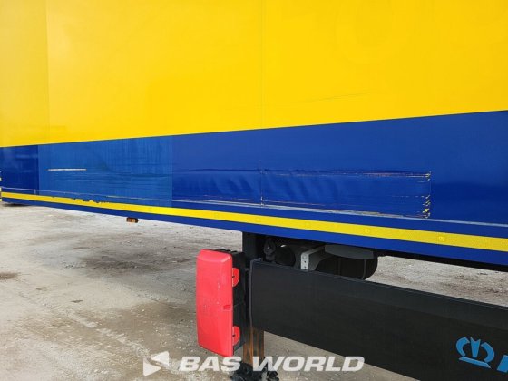 クローネサーモキングSLXi 300冷蔵セミトレーラー