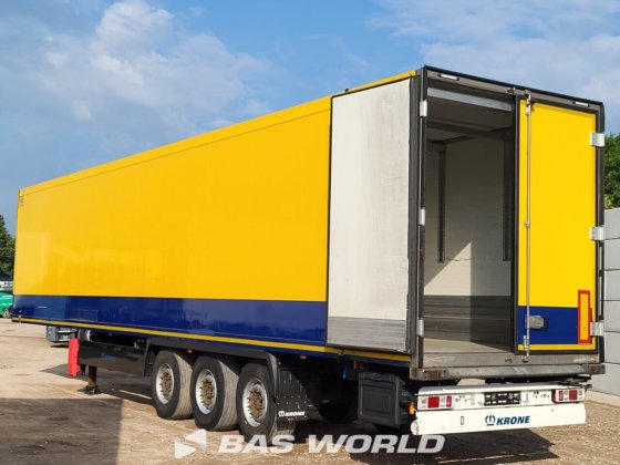 クローネサーモキングSLXi 300冷蔵セミトレーラー