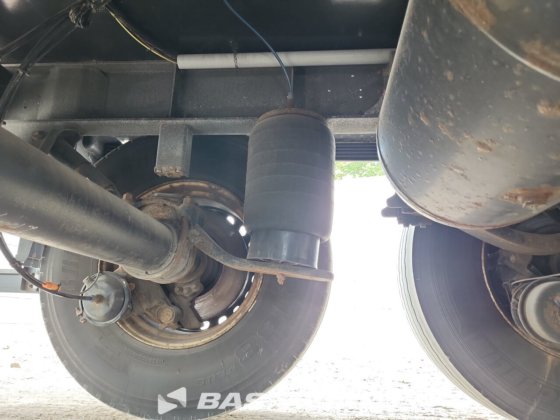 シュミッツ サーモキング SLXi 300 冷蔵セミトレーラー