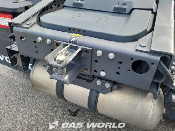 ボルボFM電動4X2トラクターユニット