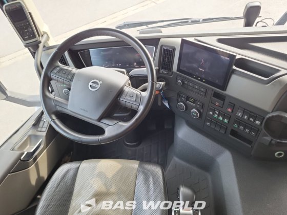 ボルボFM電動4X2トラクターユニット