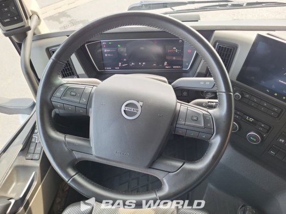 ボルボFM電動4X2トラクターユニット