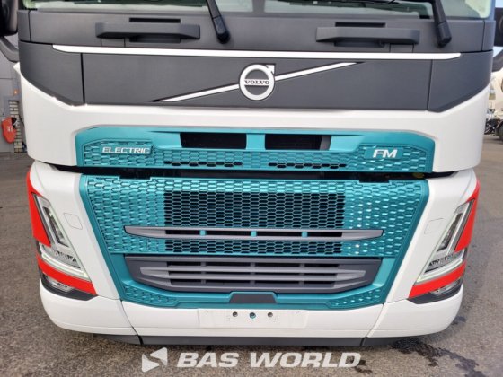 ボルボFM電動4X2トラクターユニット