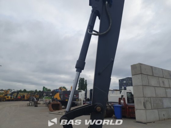 现代 R245 LR 履带式挖掘机