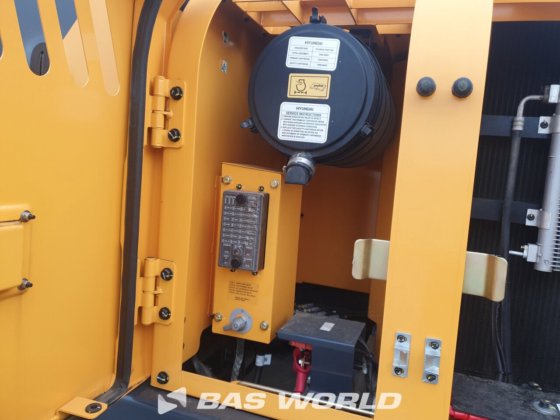 现代 R245 LR 履带式挖掘机