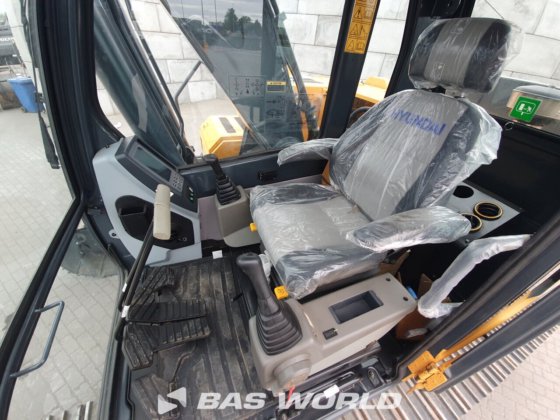 现代 R245 LR 履带式挖掘机