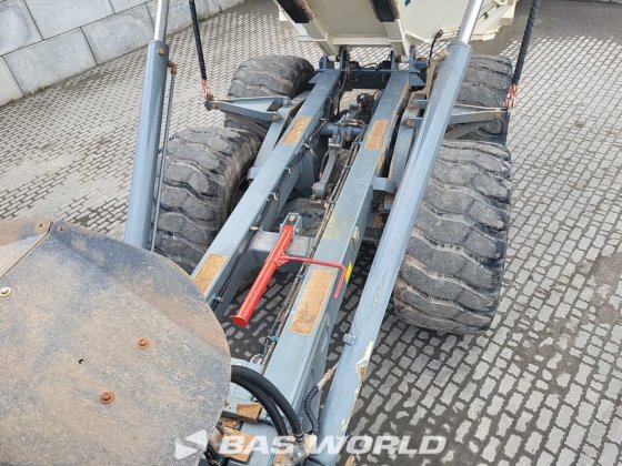 特雷克斯 TA300 自卸车