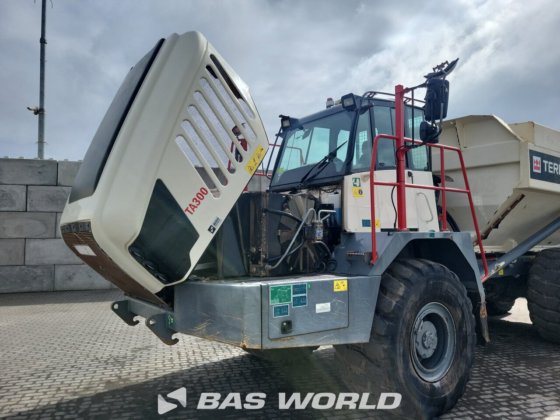 特雷克斯 TA300 自卸车