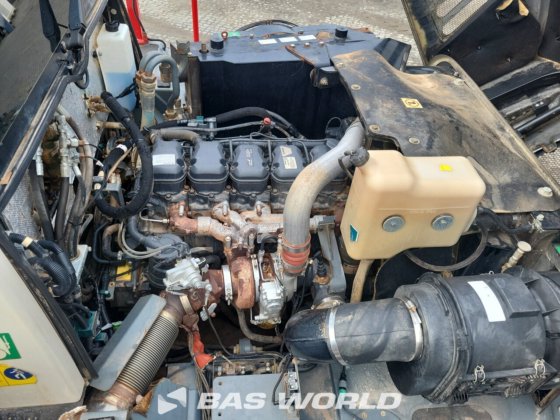 特雷克斯 TA300 自卸车