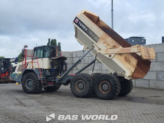 特雷克斯 TA300 自卸车