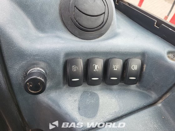 特雷克斯 TA300 自卸车