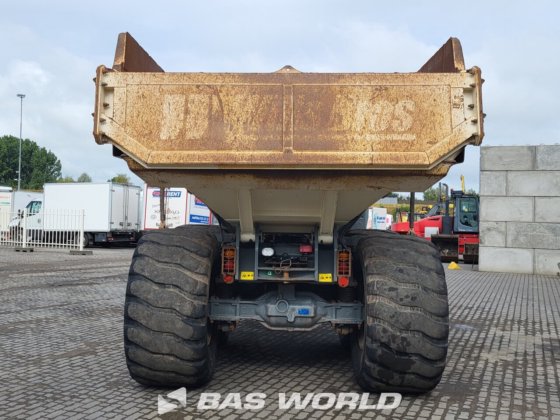 特雷克斯 TA300 自卸车