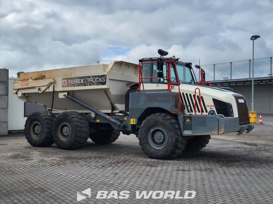 特雷克斯 TA300 自卸车