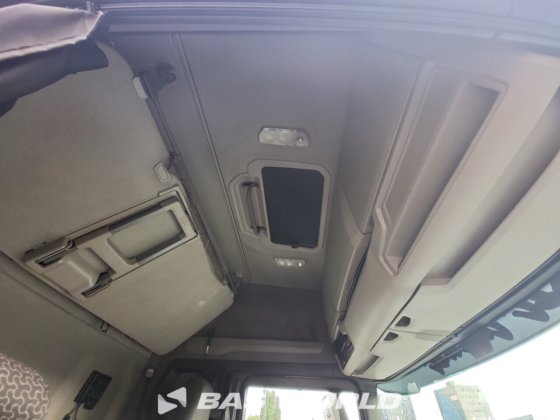 斯堪尼亚 S450 4X2 牵引车组